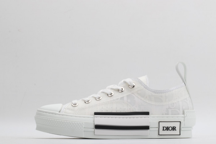 DR B23 Oblique Low Top Sneakers - CCSHOES