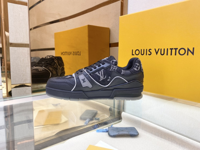 Loui Vuitto TRAINER SNEAKER - CCSHOES