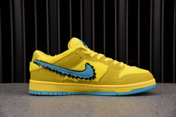 NIKE SB DUNK LOW GRATEFUL DEAD BEARS CJ5378-700 - CCSHOES