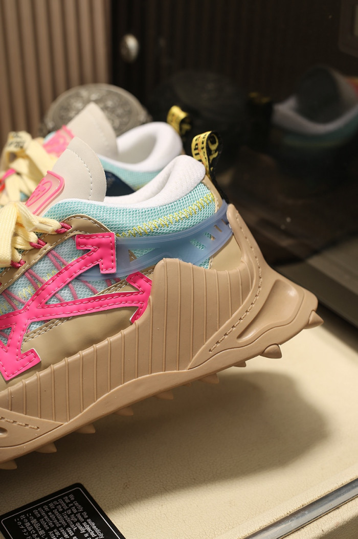 OFF-WHITE C/O ODSY-1000 SNEAKER - CCSHOES