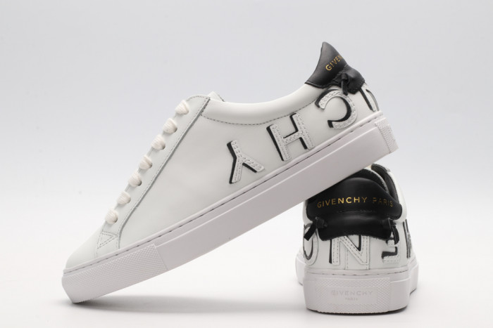 Givench LOW-TOP SNEAKER - CCSHOES