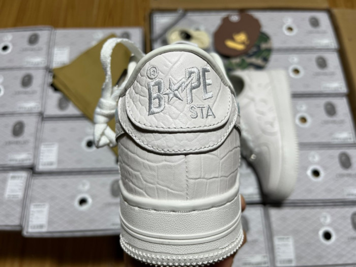 A BATHING APE MARVEL BAPE STA - CCSHOES