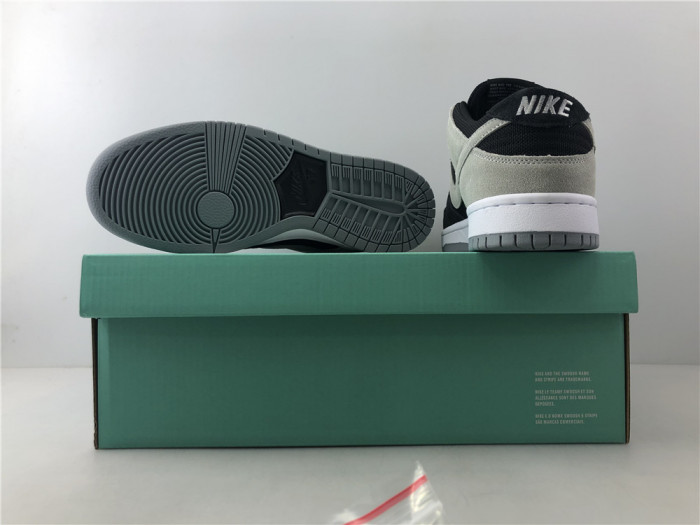 Nike Sb Zoom Dunk Low Pro Black/Wolf Grey-White-White 854866-001 - CCSHOES