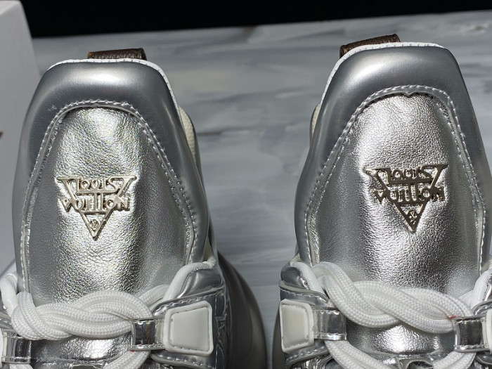 LV ARCHLIGHT SNRAKER SLIVER 51BCOLORE 1A67DG - CCSHOES