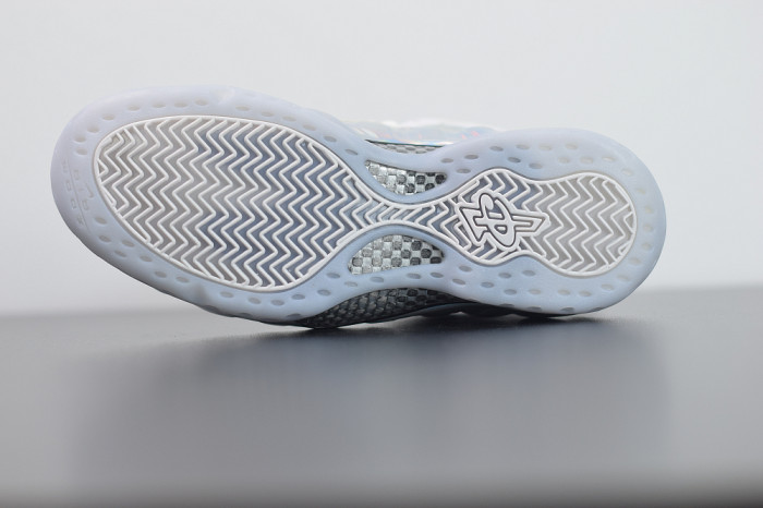 NIKE AIR FOAMPOSITE AA3963-105 - CCSHOES