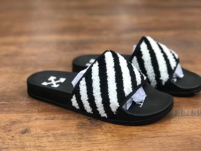 OFF-WHITE SLIPPERS - CCSHOES