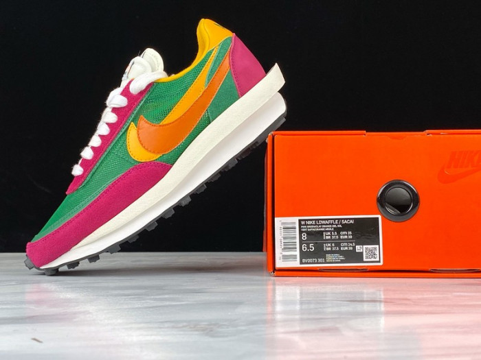 Sacai x Nike LDV Waffle 'Pink Green' BV0073-301 - CCSHOES