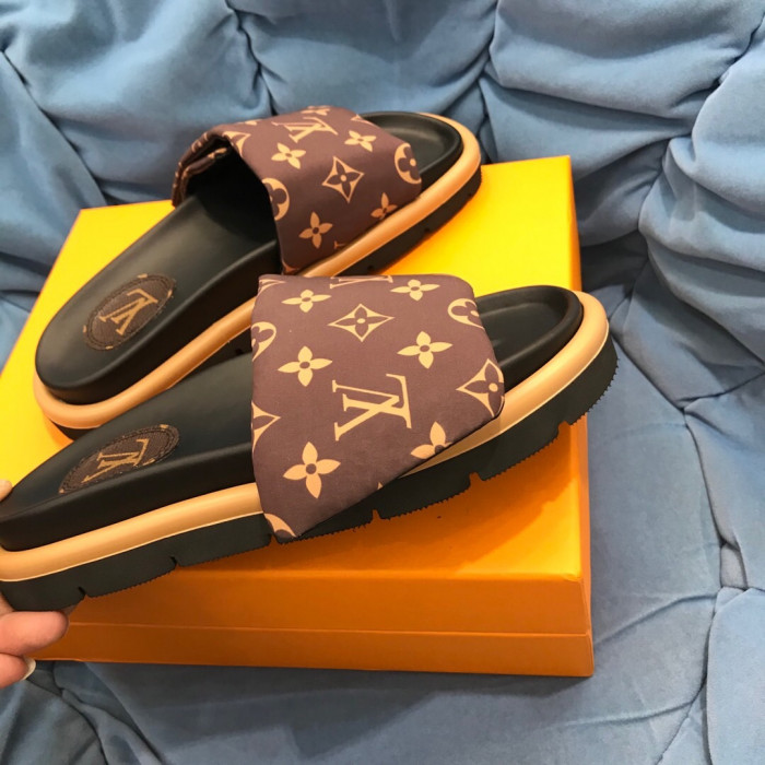 LV SLIPPERS - CCSHOES