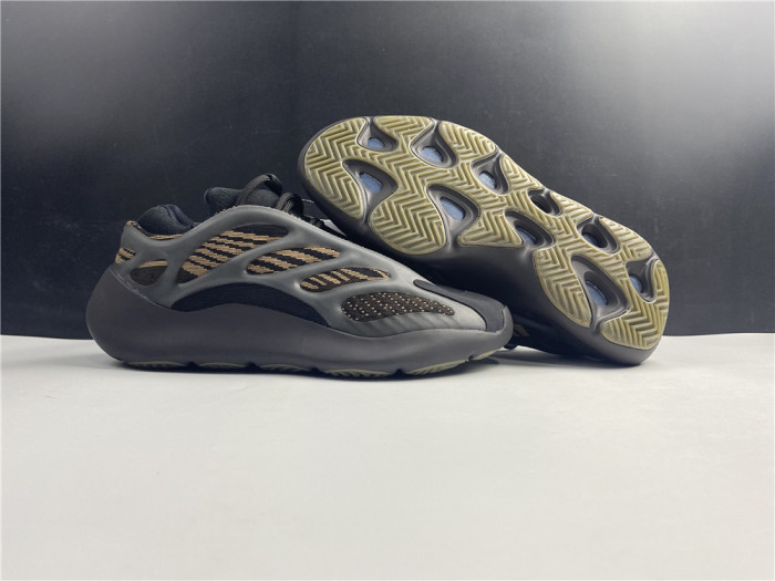 ADIDAS YEEZY 700 V3 GY0189 - CCSHOES