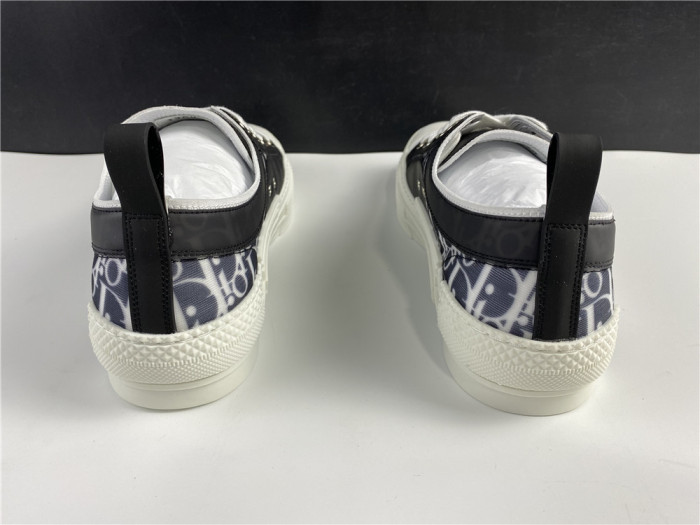 DR B23 Low Top Oblique Sneaker Black & White - CCSHOES