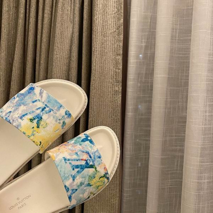 LV SLIPPERS - CCSHOES