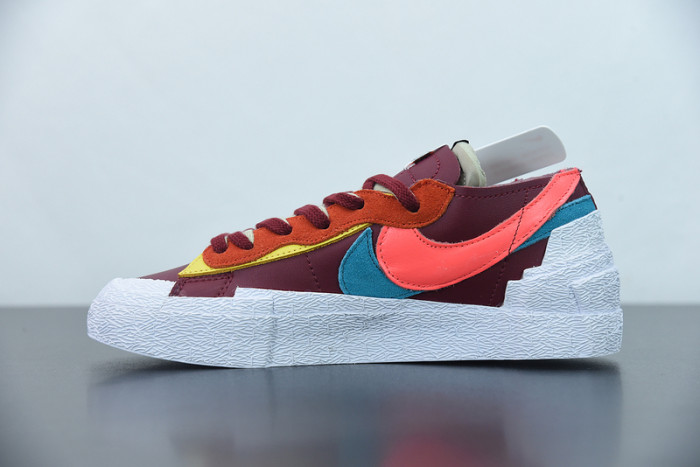 Nike Blazer Low sacai KAWS Red DM7901-600 - CCSHOES