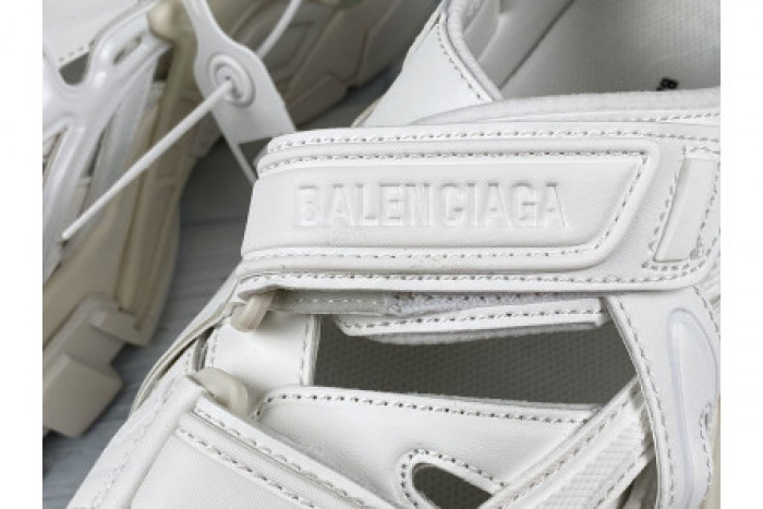 BLCG TRACK SANDAL WHITE (W) 617543W2CC19000 - CCSHOES