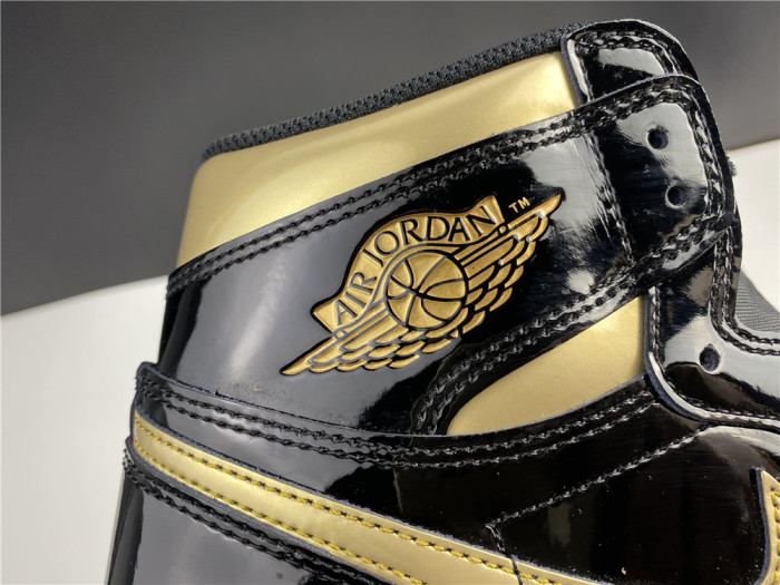 AIR JORDAN 1 RETRO HIGH BLACK METALLIC GOLD (2020) 555088-032 - CCSHOES