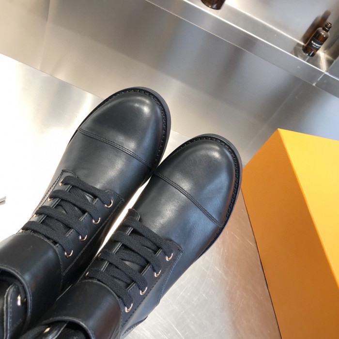 LOUS VUITON WONDERLAND FLAT RANGER BOOTS - CCSHOES