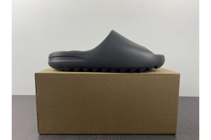 ADIDAS YEEZY SLIDE ONYX HQ6448 - CCSHOES
