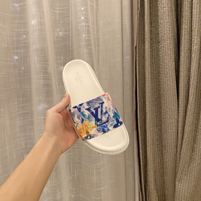 LV SLIPPERS - CCSHOES