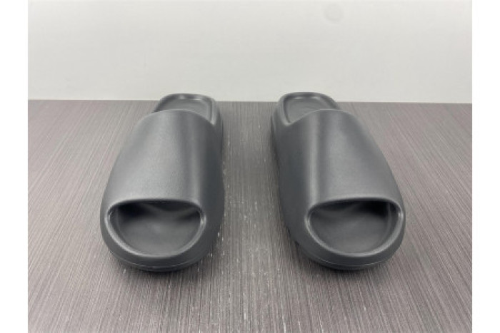 ADIDAS YEEZY SLIDE ONYX HQ6448 - CCSHOES