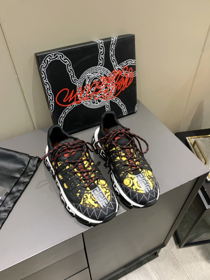 Versac CHAIN REACTION SNEAKERS - CCSHOES
