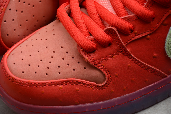Nike SB Dunk High Strawberry Cough CW7093-600 - CCSHOES