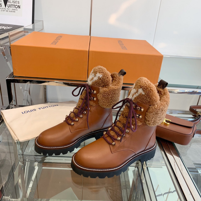 LOUS VUITON BOOTS - CCSHOES