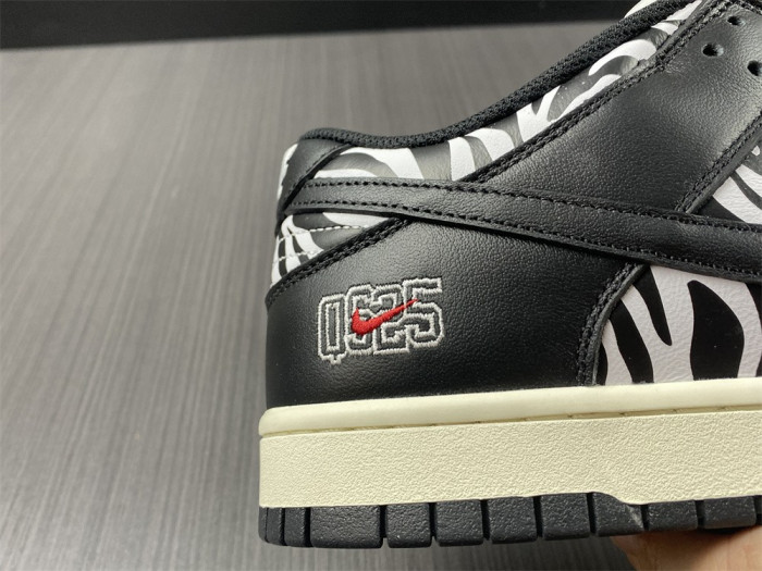 Quartersnacks x Dunk Low SB 'Little Debbie’s Zebra Cakes' DM3510-001 - CCSHOES