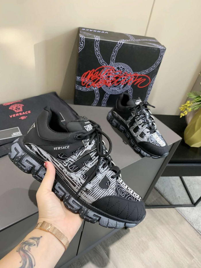 Versac CHAIN REACTION SNEAKERS - CCSHOES