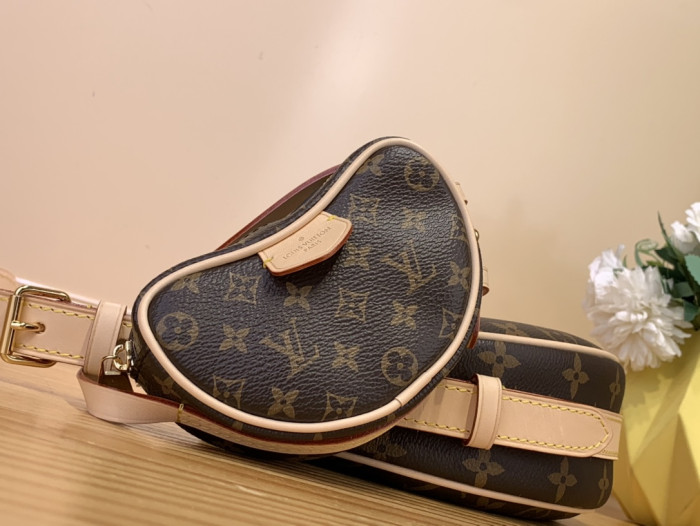 LV Croissant MM - CCSHOES