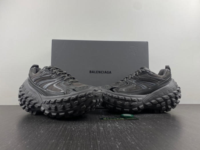 BLCG DEFENDER SNEAKER 685613-W2RA6 3000 - CCSHOES