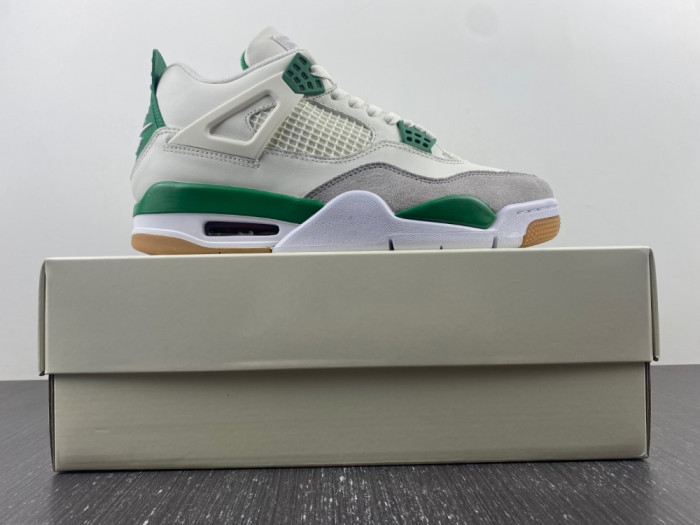 Nike SB x Air Jordan 4 ‘Pine Green’ DR5415-103 - CCSHOES