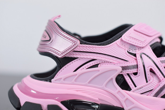 BLCG TRACK SANDAL 617542 W2FH1 5010 - CCSHOES