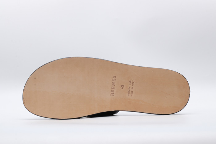 Herme Slippers - CCSHOES