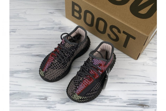 ADIDAS KIDS YEEZY BOOST 350 V2 YECHEIL FX0777 - CCSHOES