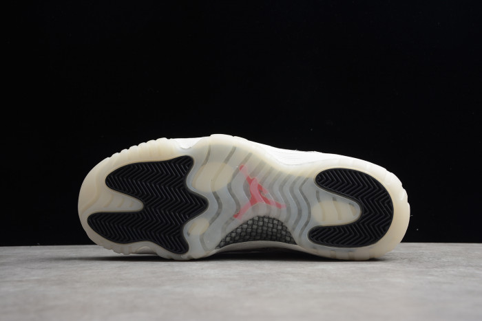Air Jordan 11 Low SE Snake Light Bone CD6846-002 - CCSHOES