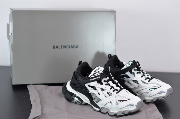 BLCG Track 2 570391 W2GN3 1090 - CCSHOES