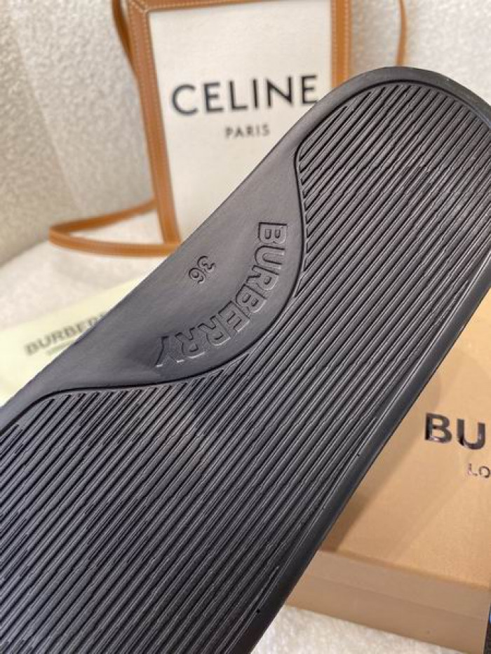 BUBERY SLIPPERS - CCSHOES