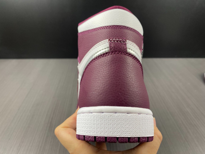 Air Jordan 1 High OG “Bordeaux” 555088-611 - CCSHOES