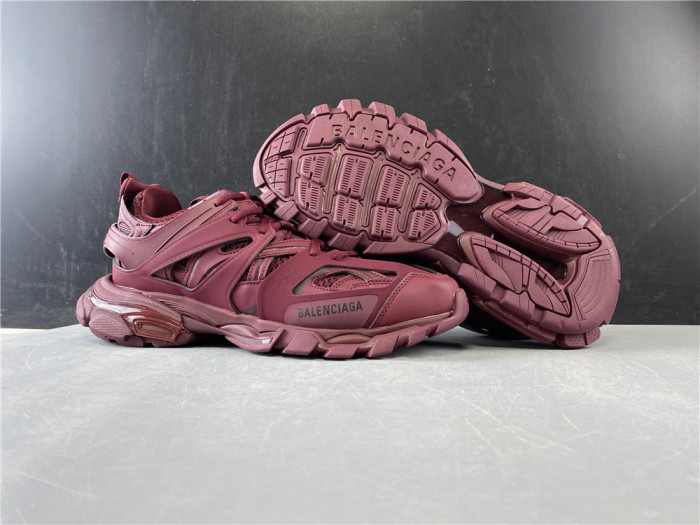BLCG Track 3.0 542023 W2LA1 5504 - CCSHOES