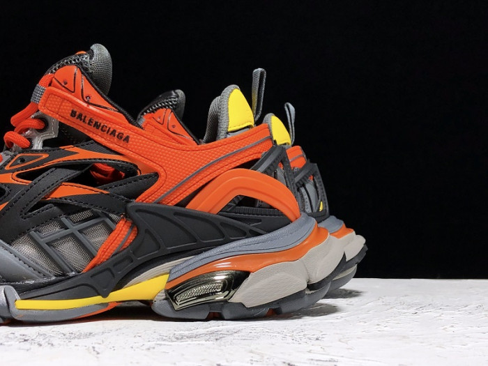 BLCG Track 2.0 570391 W2GN8 2008 - CCSHOES