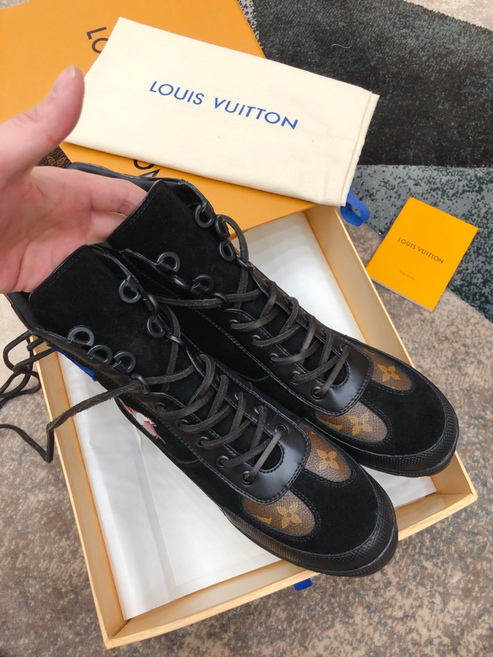 LOUS VUITON LAUREATE PLATFORM DESERT BOOT - CCSHOES