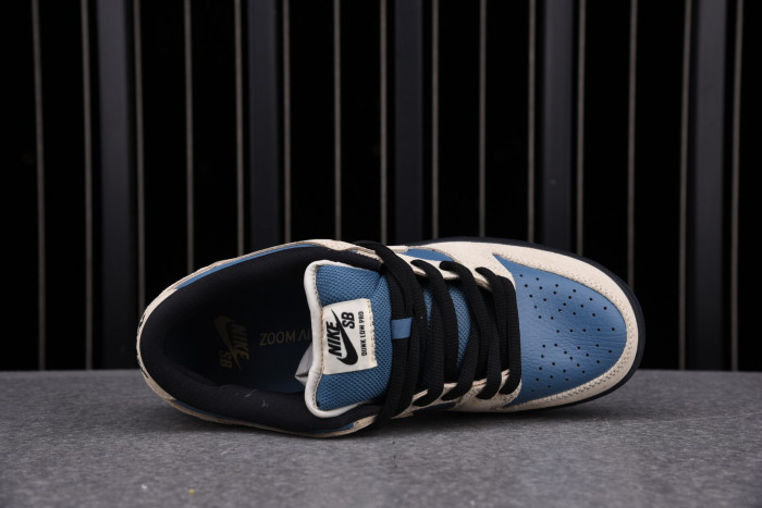 Nike SB Dunk Low Light Cream Thunderstorm BQ6817-200 - CCSHOES