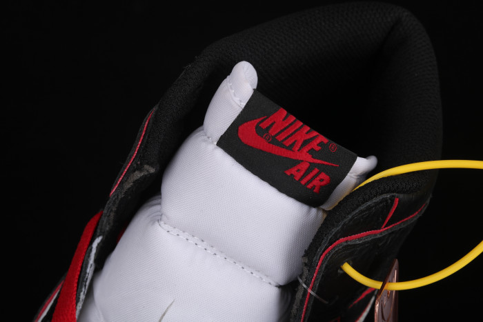 Air Jordan 1 High OG “Bloodline” 555088-062 - CCSHOES