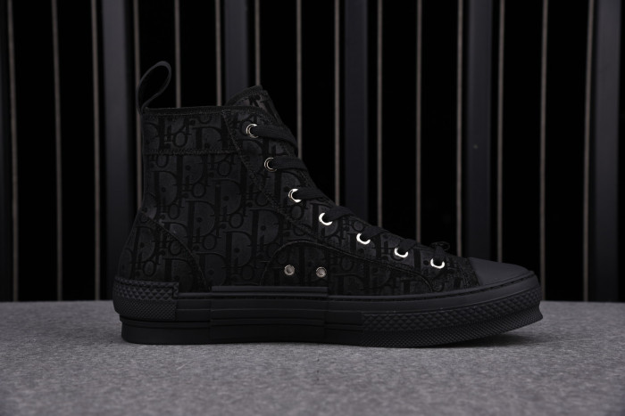 DR Homme Kaws - CCSHOES