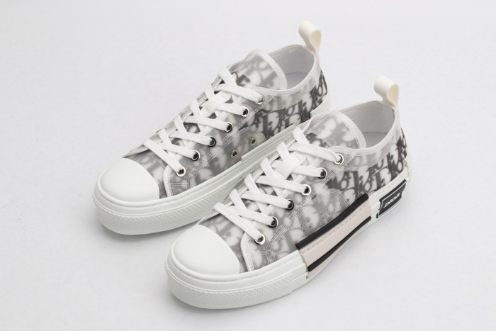 DR B23 Oblique Low Top Sneakers - CCSHOES