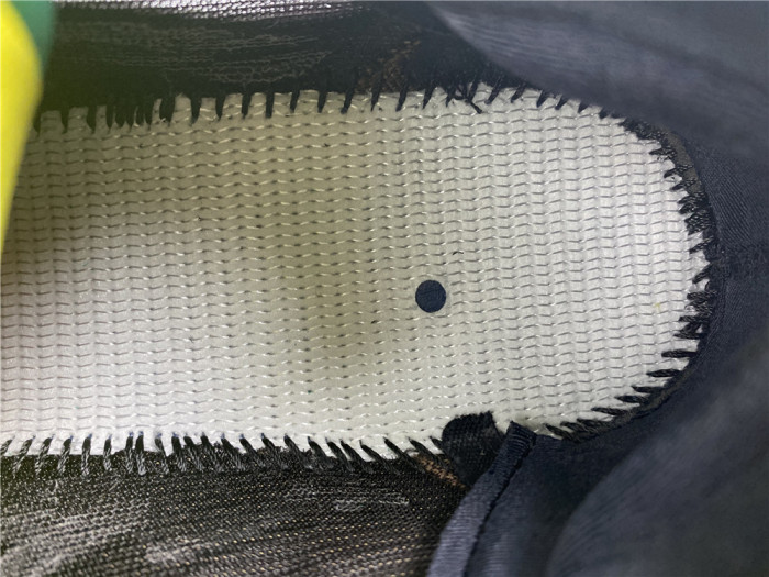 ADIDAS YEEZY 700 V3 GY0189 - CCSHOES