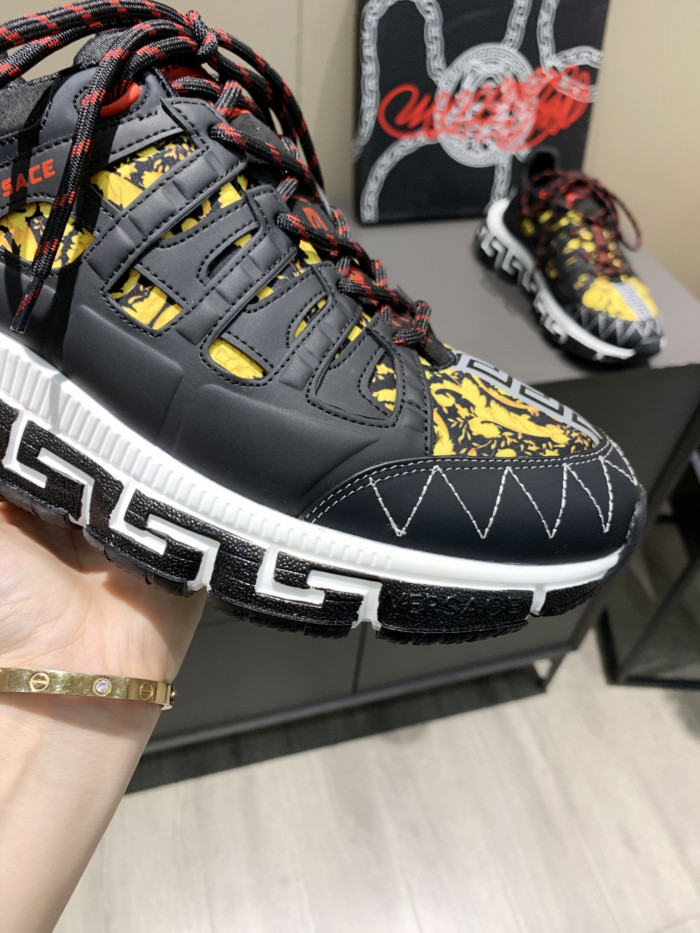 Versac CHAIN REACTION SNEAKERS - CCSHOES