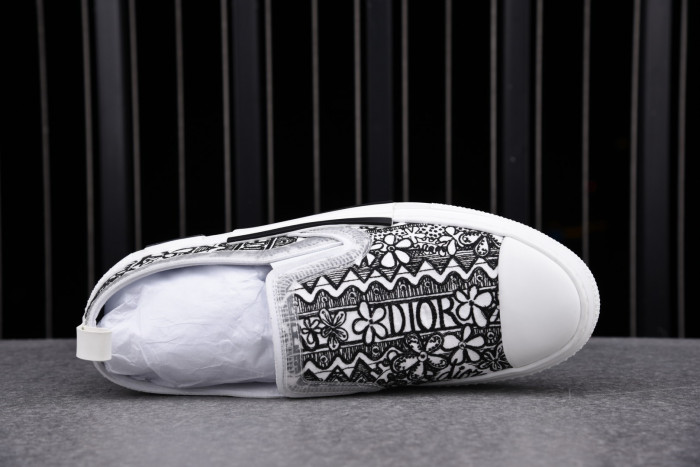 DR Homme Kaws Sneaker - CCSHOES