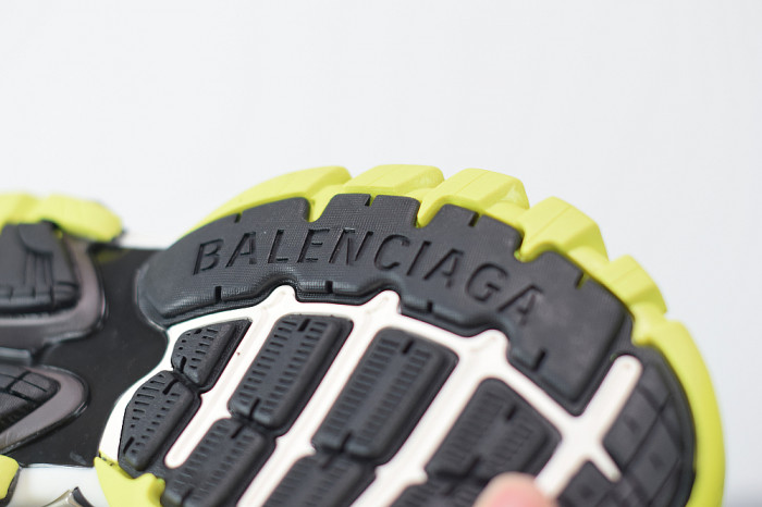 BLCG Track 2 570391 W2GN3 1022 - CCSHOES