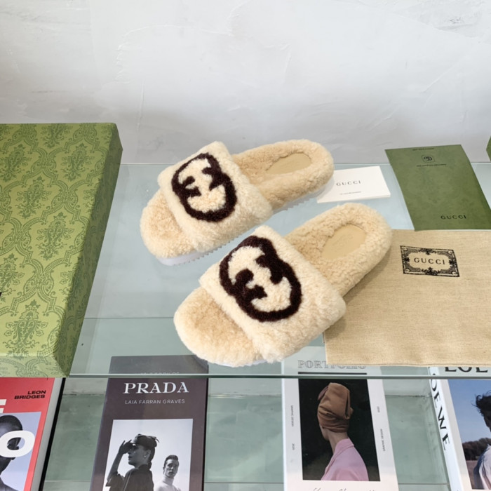 GUCC SLIPPER - CCSHOES