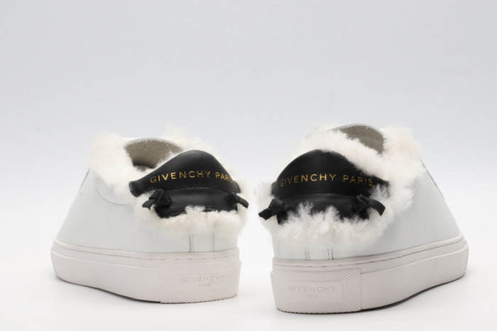 Givench LOW-TOP SNEAKER - CCSHOES